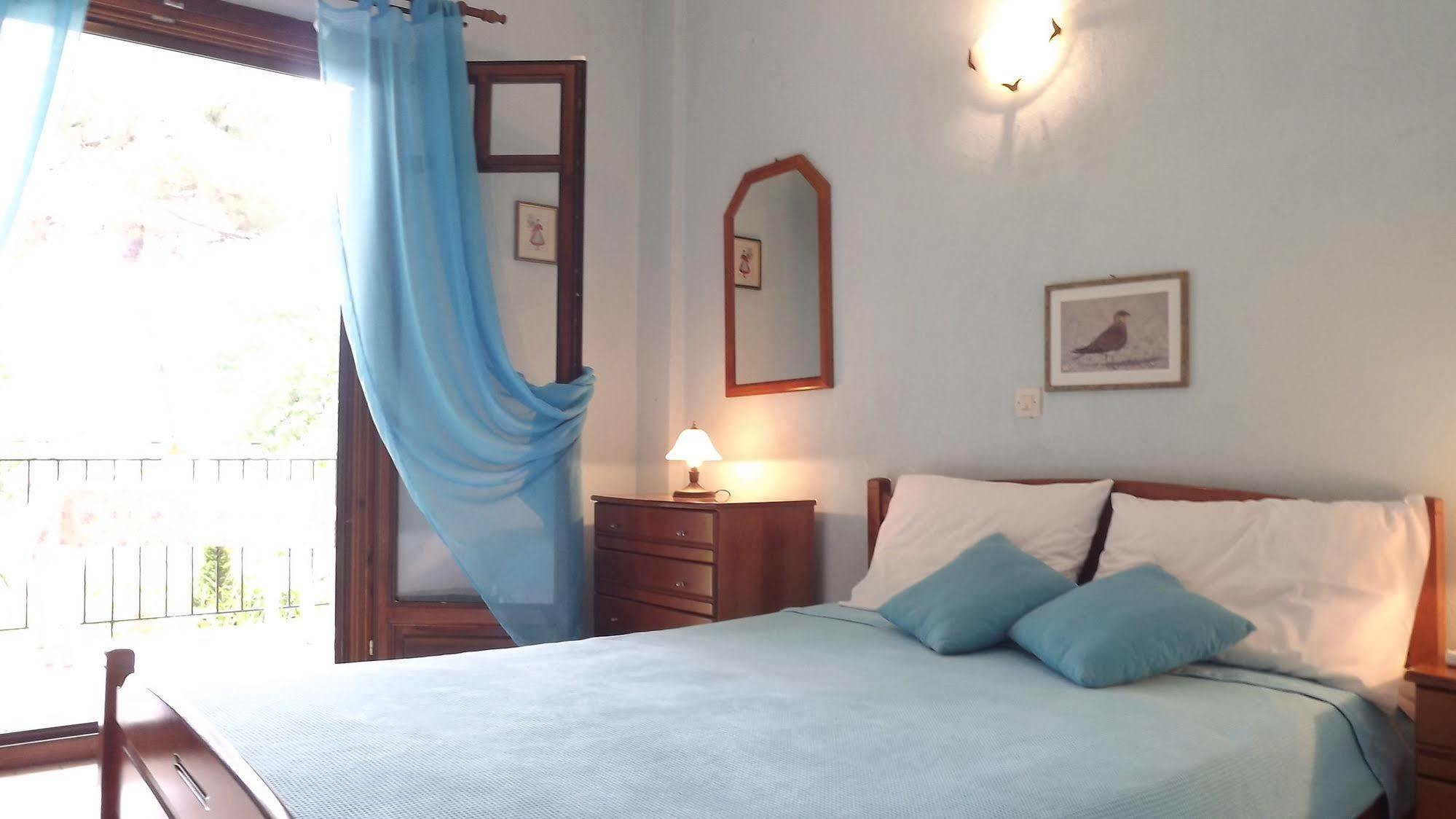 Pefka Studios & Apartments Chalkidiki ภายนอก รูปภาพ