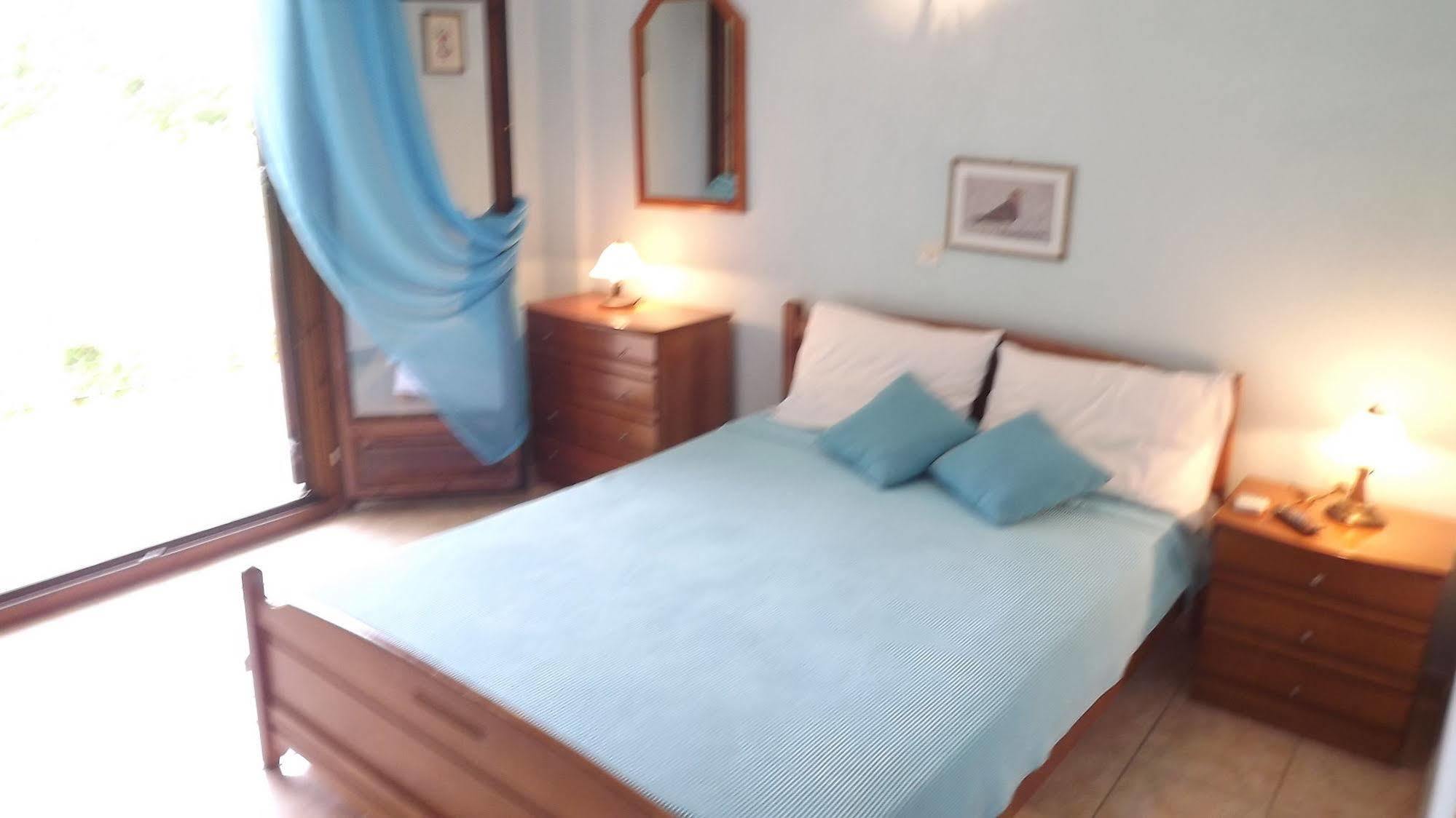 Pefka Studios & Apartments Chalkidiki ภายนอก รูปภาพ